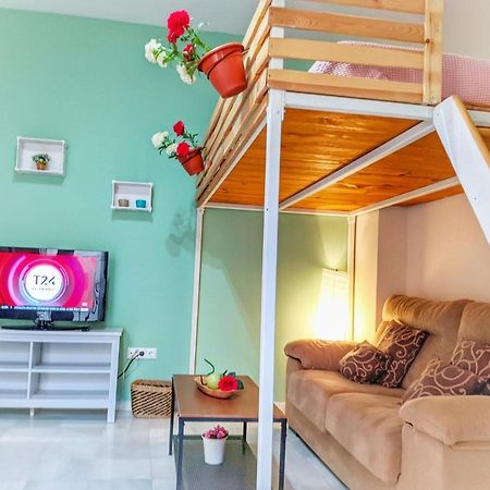Apartament Cuarta Revuelta Alquiler Sewilla Zewnętrze zdjęcie
