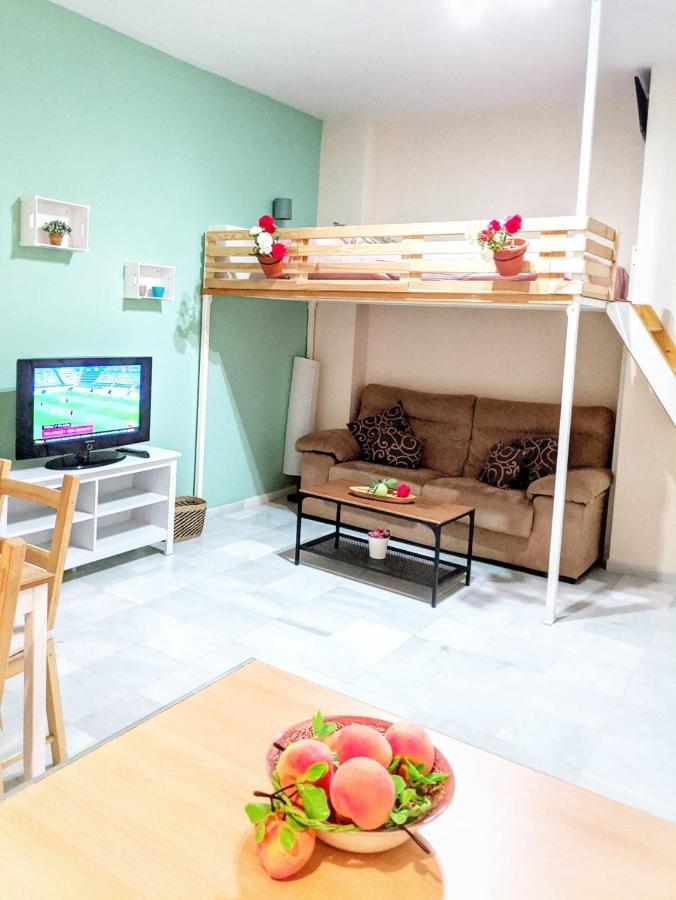 Apartament Cuarta Revuelta Alquiler Sewilla Zewnętrze zdjęcie